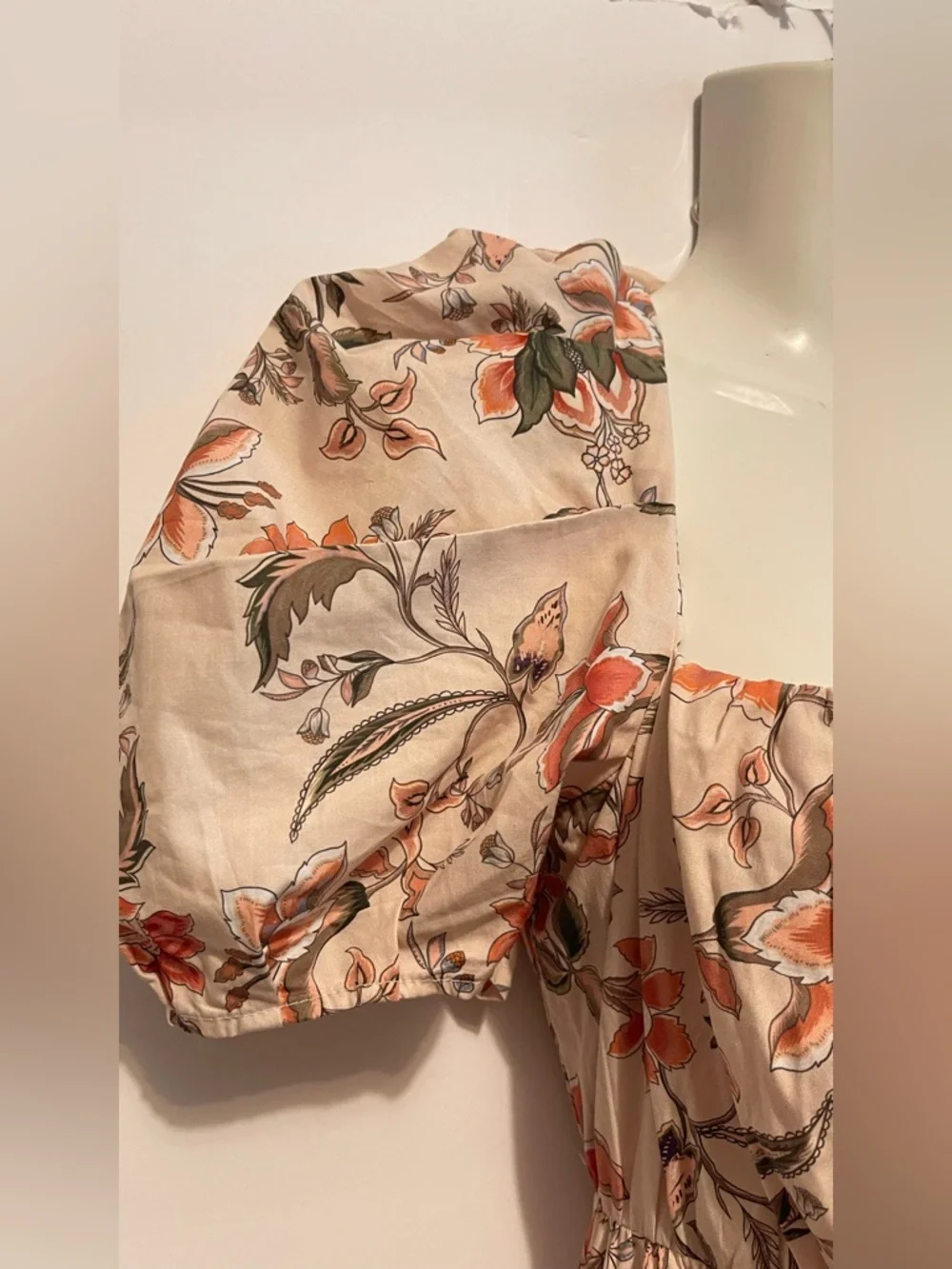 Mi Golondrina Blush Pink Floral Puff-Sleeve Midi Dress Elena crema coral SZ M - Picture 6 of 9
